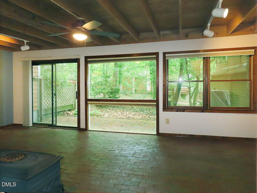 107 S Peak Drive - Photo 6