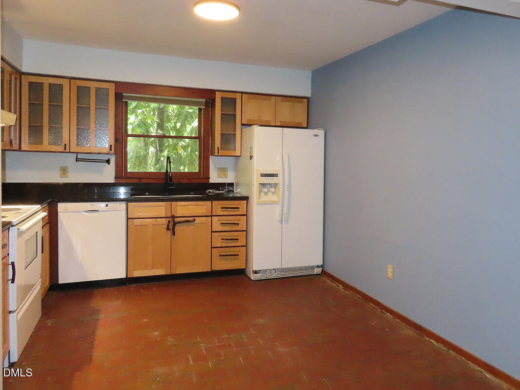 107 S Peak Drive - Photo 12
