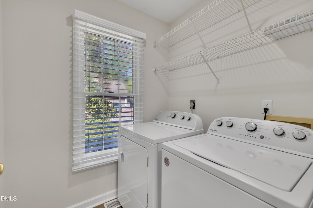 102 Cove Creek Drive - Photo 7