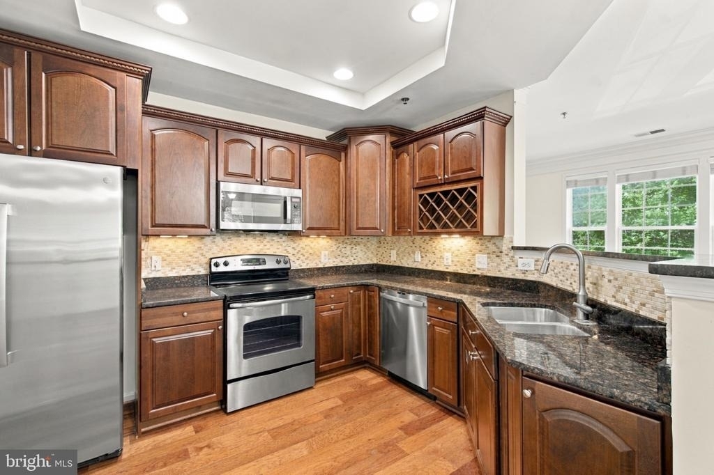 7023 Huntley Run Place - Photo 13