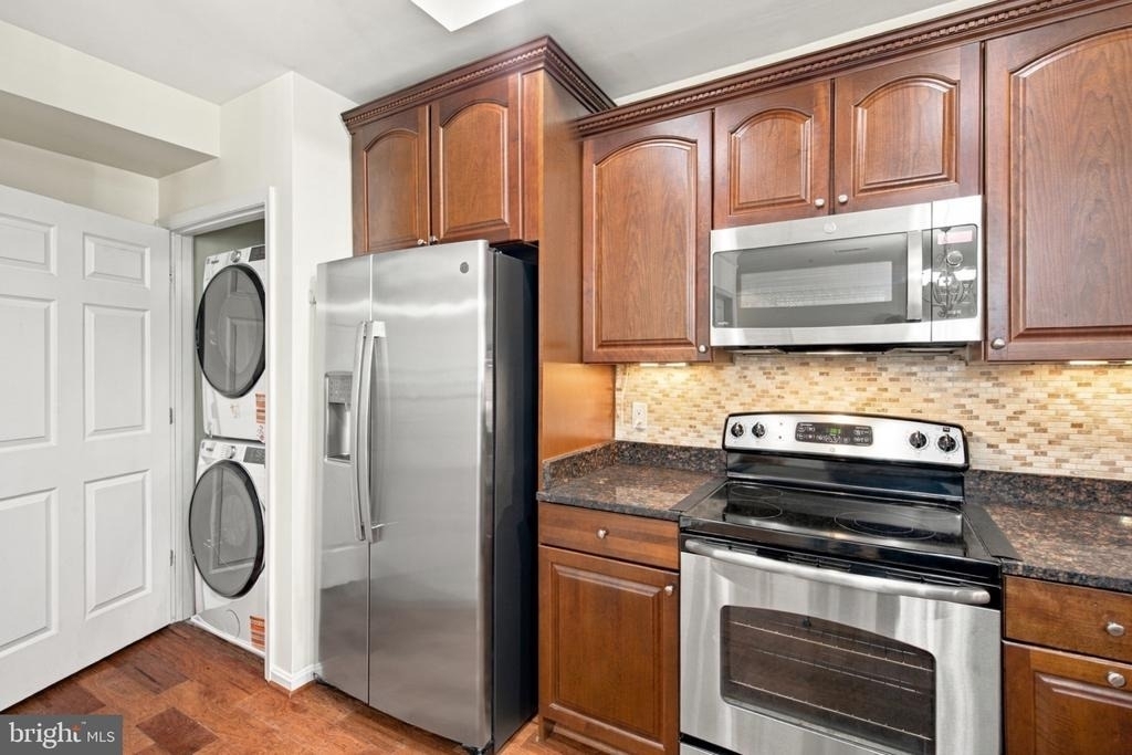 7023 Huntley Run Place - Photo 15
