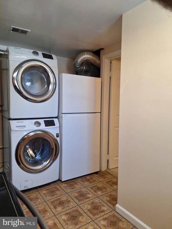 10506 Oak Place - Photo 8