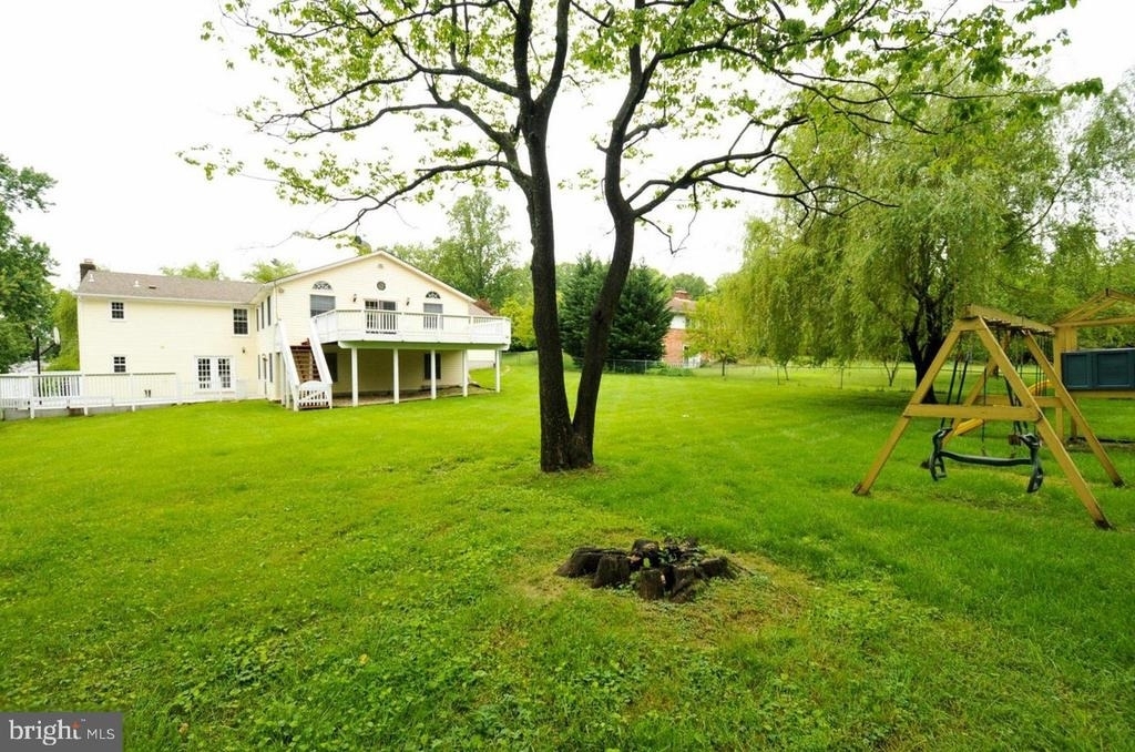 10506 Oak Place - Photo 12