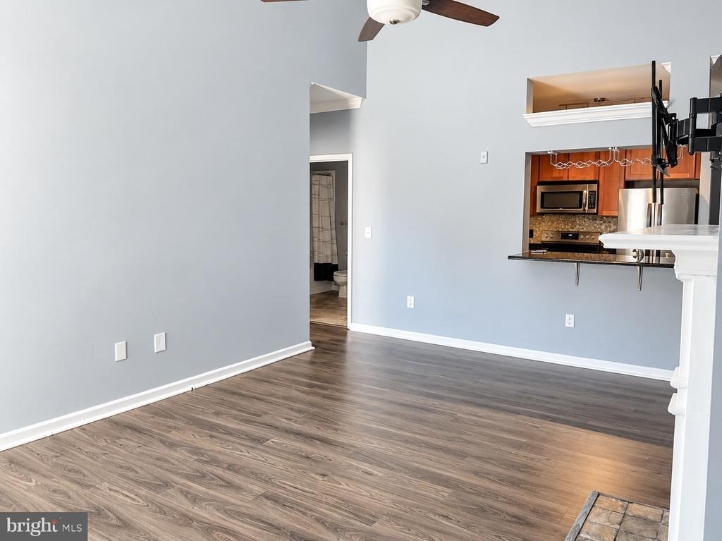 4550 Strutfield Lane - Photo 8