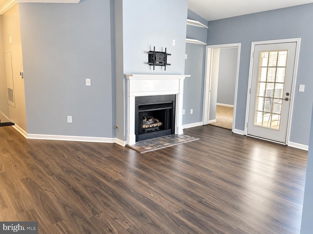 4550 Strutfield Lane - Photo 3