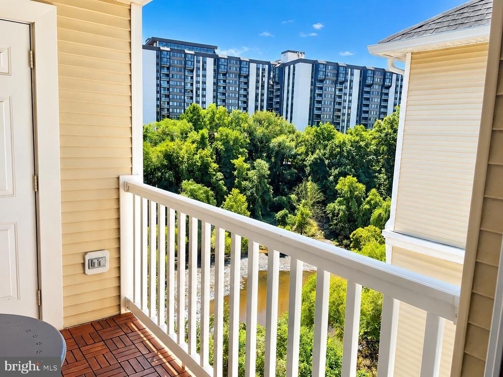 4550 Strutfield Lane - Photo 5