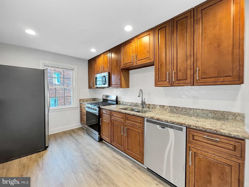 5004 12th Street S - Photo 5