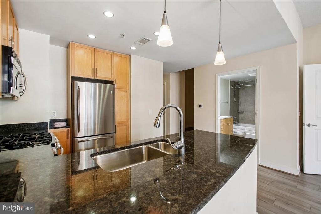 820 N Pollard Street - Photo 11