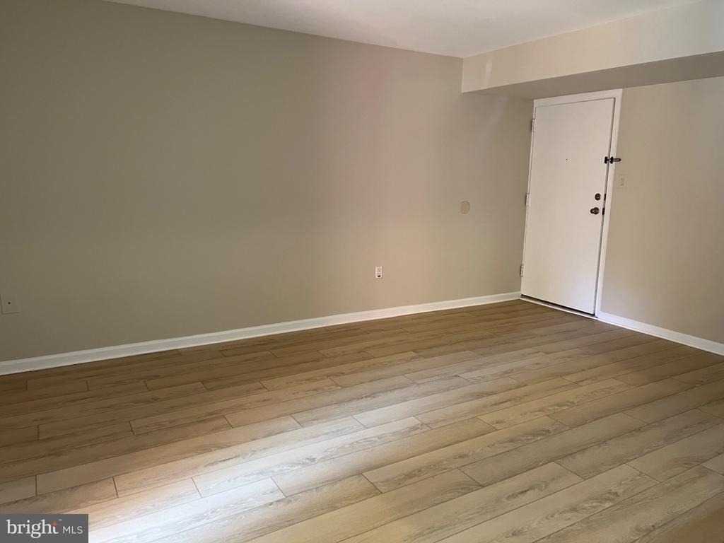1506 S George Mason Drive - Photo 6