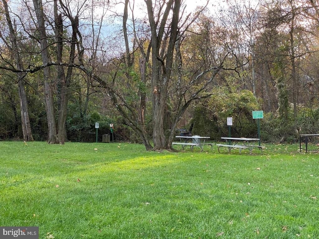 1506 S George Mason Drive - Photo 26