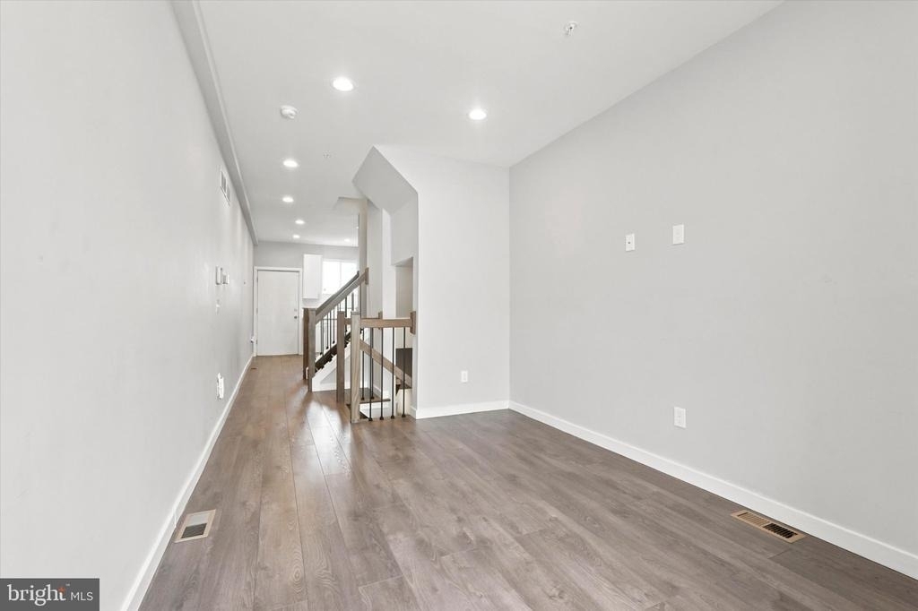 2044 N Fifth Street - Photo 1