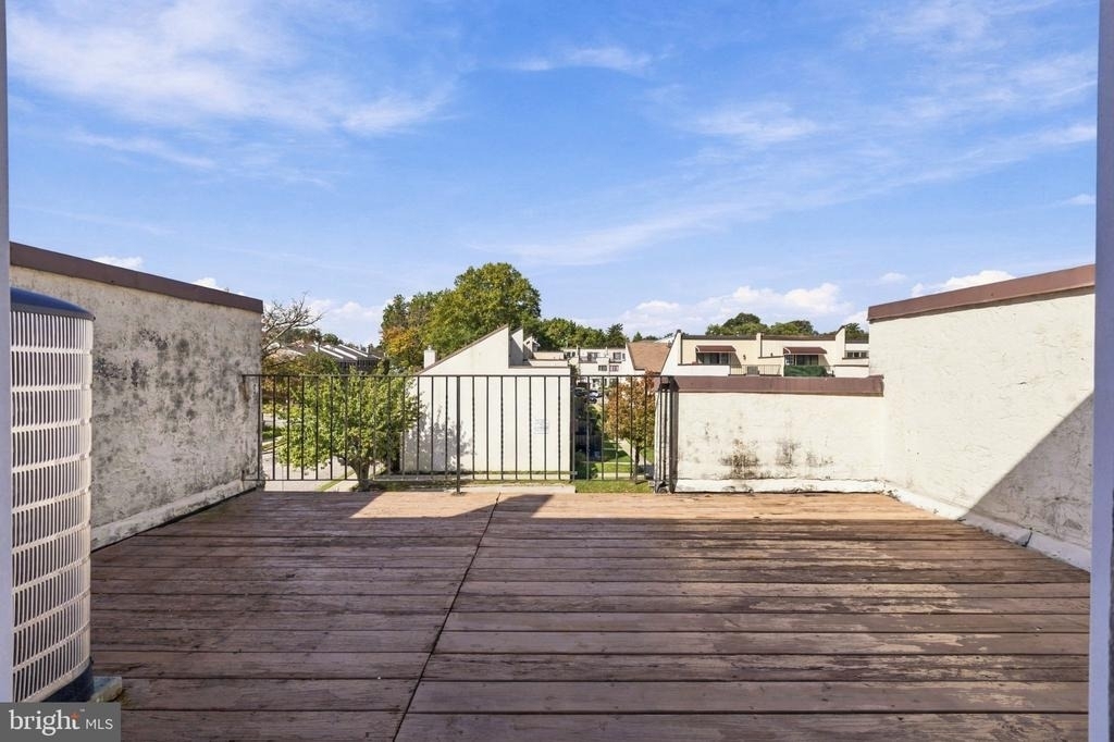 7601 Crittenden Street - Photo 24