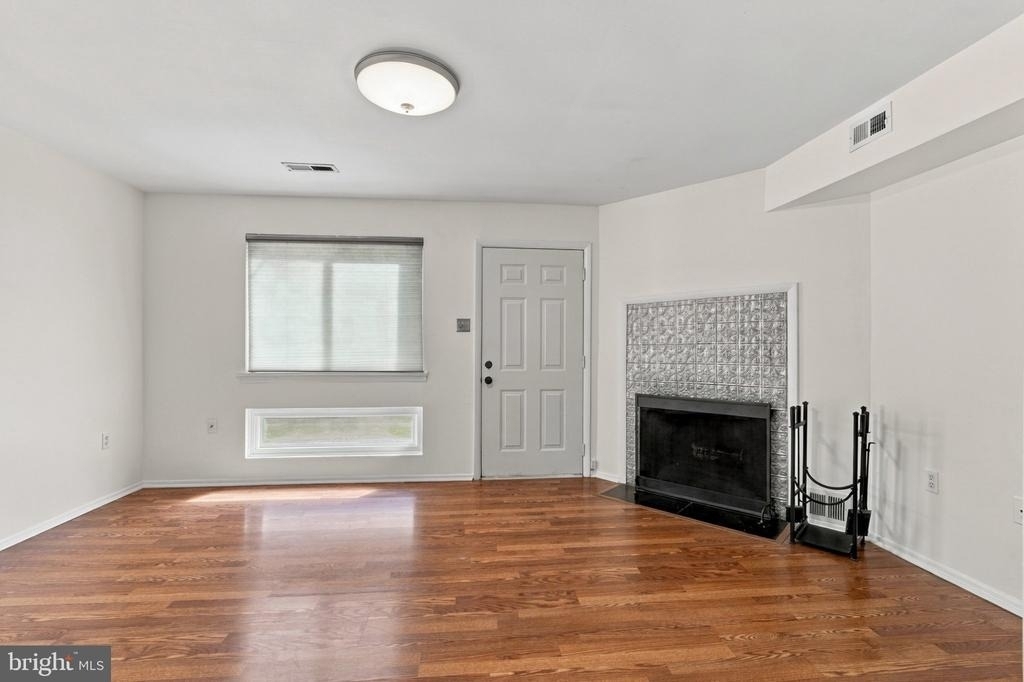 7601 Crittenden Street - Photo 6