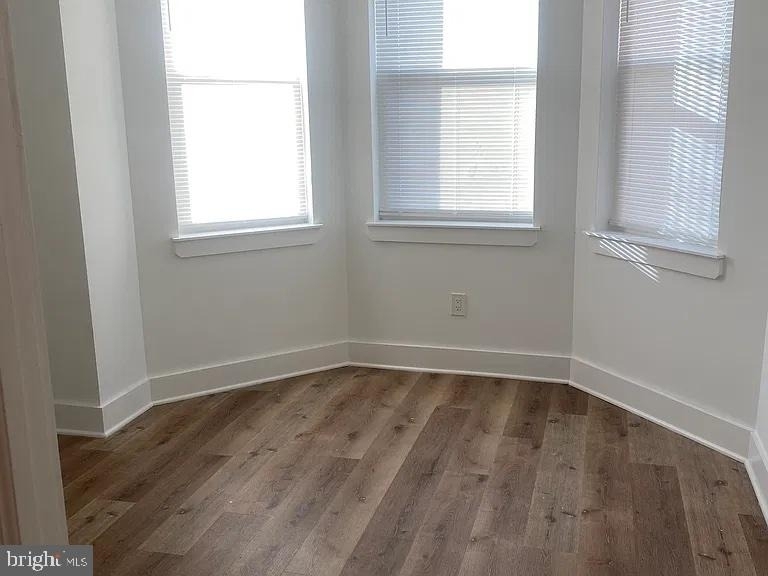 1245 W Westmoreland Street - Photo 7
