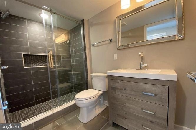 765 N Uber Street - Photo 4
