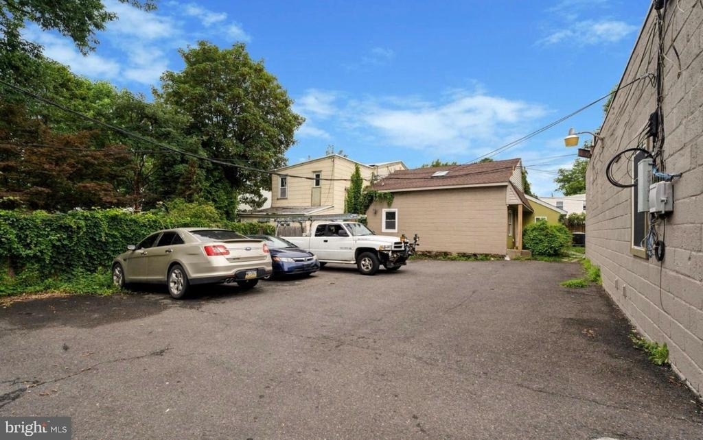 6212 Ridge Avenue - Photo 13