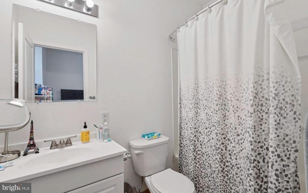6212 Ridge Avenue - Photo 11