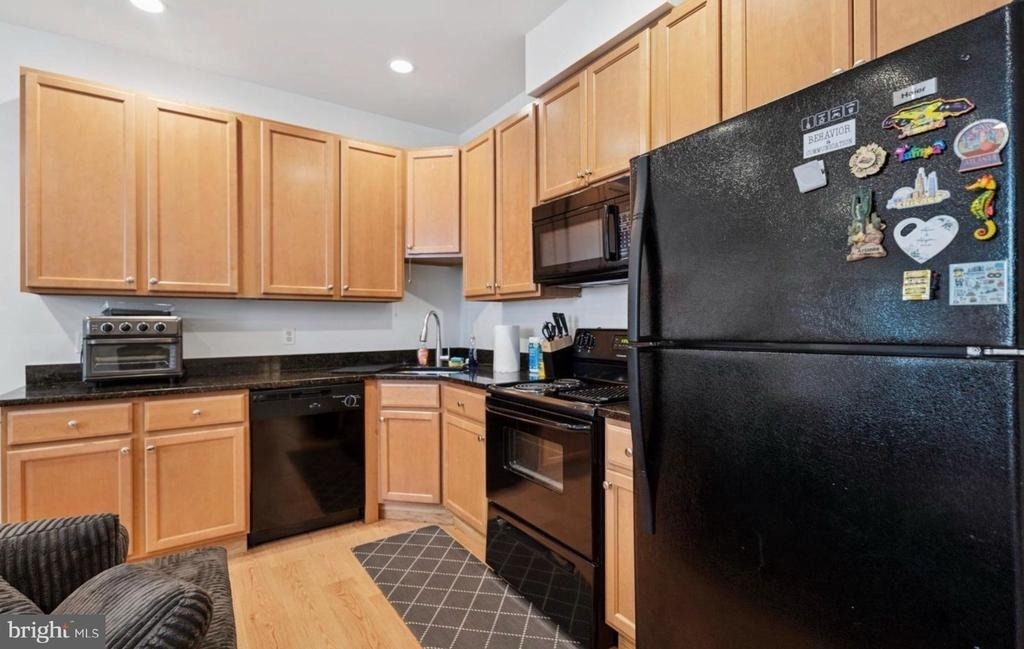6212 Ridge Avenue - Photo 5