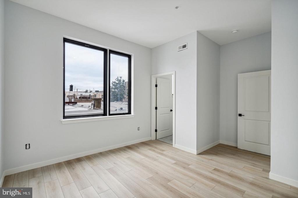 1112-16 E Berks Street - Photo 12