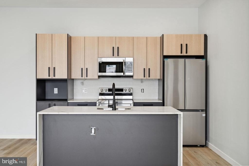 1112-16 E Berks Street - Photo 2