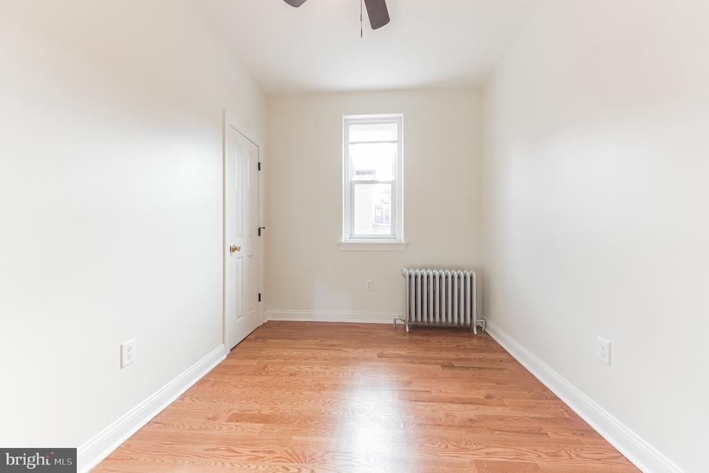 5218 Greene Street - Photo 9