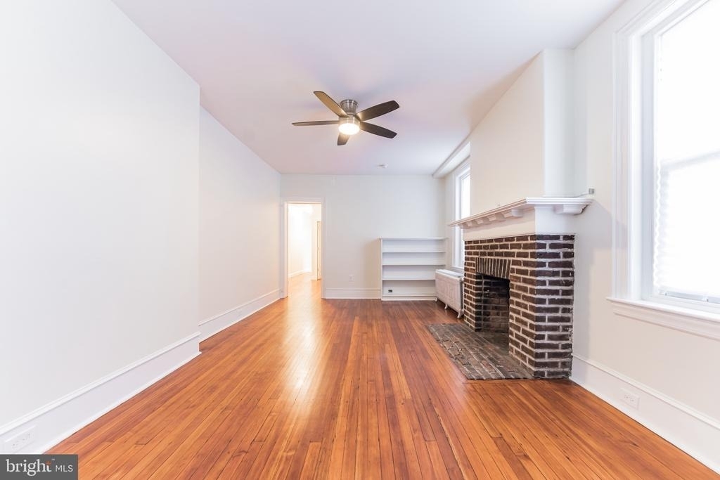 5218 Greene Street - Photo 3