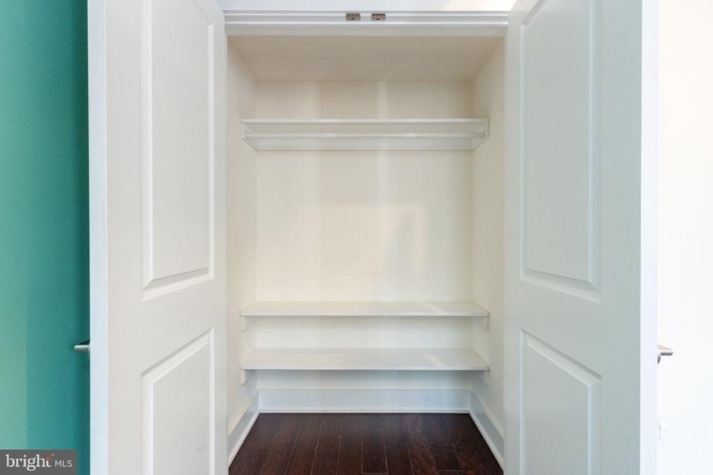 1139 Clay Street - Photo 17