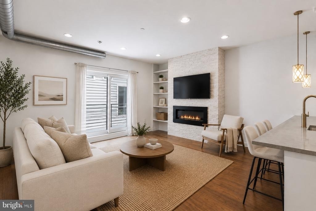 1817 Wylie Street - Photo 2
