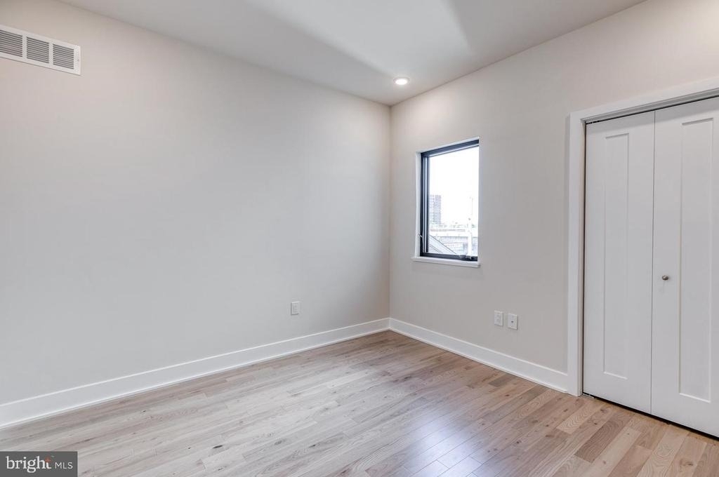 1506 N 8th Street - Photo 6
