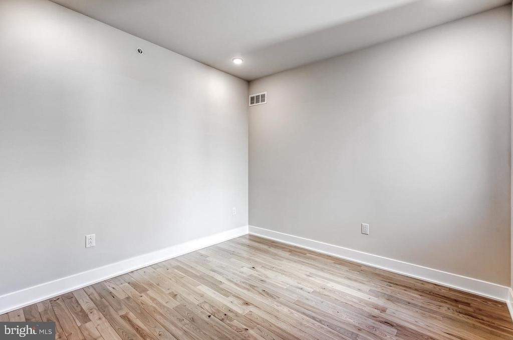 1506 N 8th Street - Photo 2