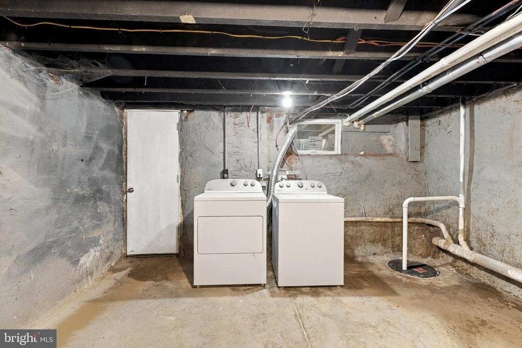 2547 Bonaffon Street - Photo 25