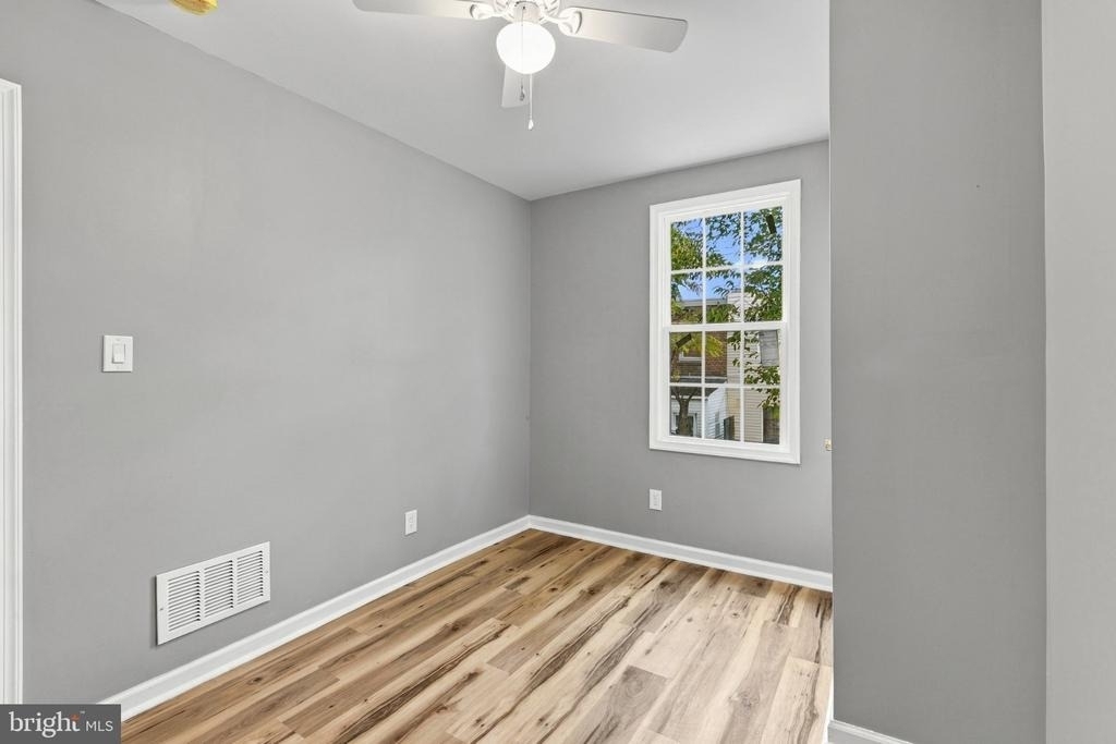 2547 Bonaffon Street - Photo 21