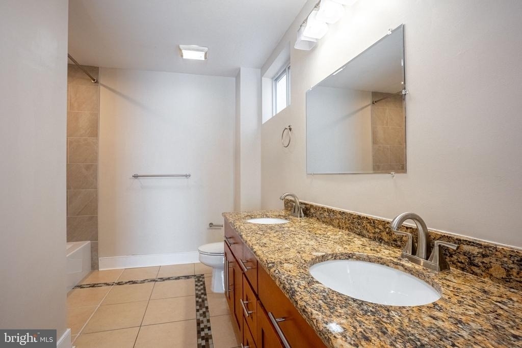 1916 W Girard Avenue - Photo 13