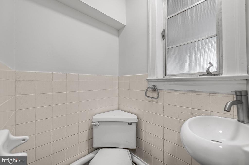219 S Pleasant View Road - Photo 9