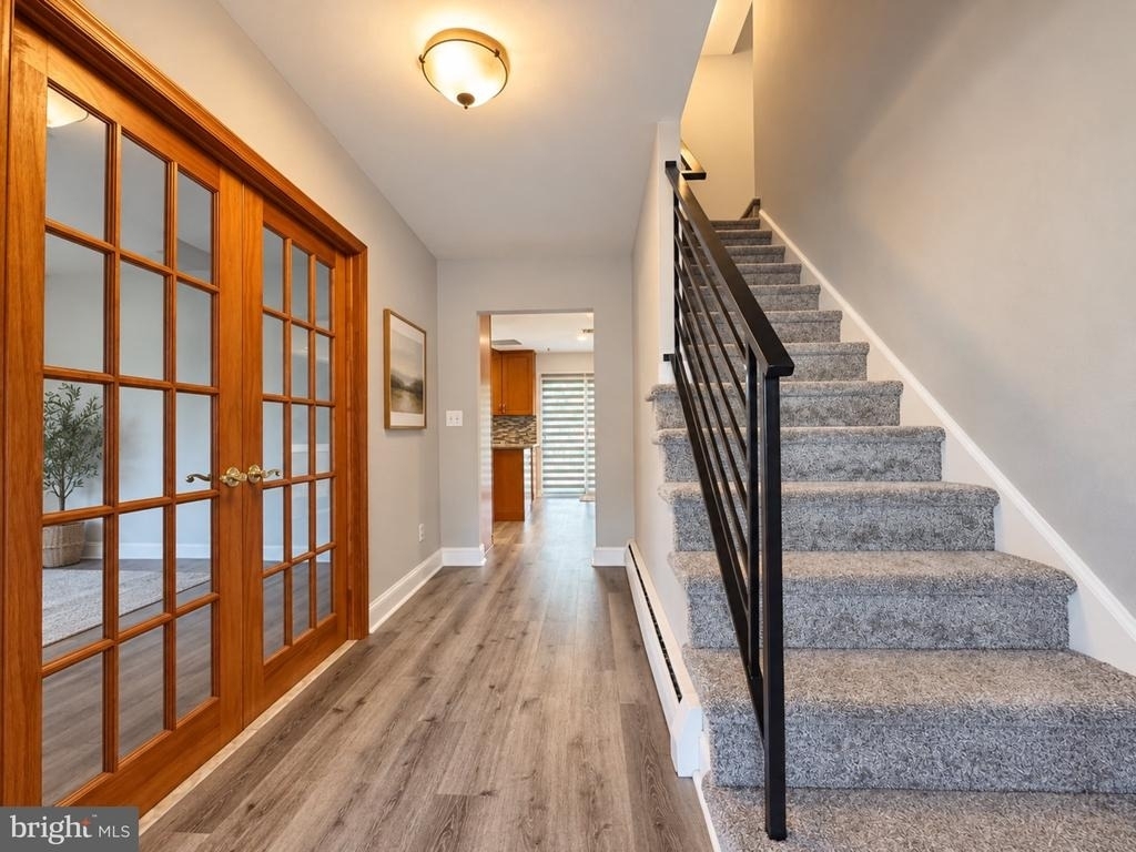 553 Saratoga Road - Photo 2