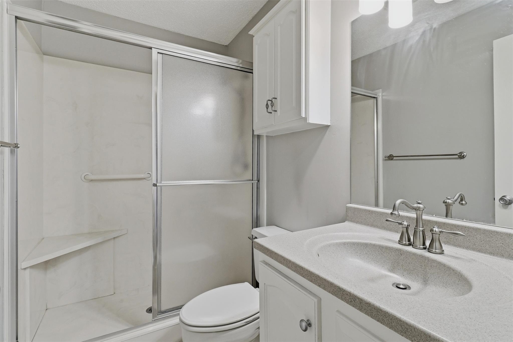 1404 Fault Line Drive - Photo 12