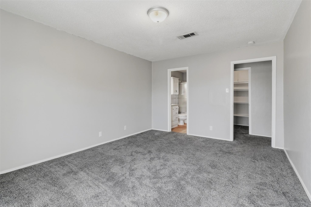 1404 Fault Line Drive - Photo 21