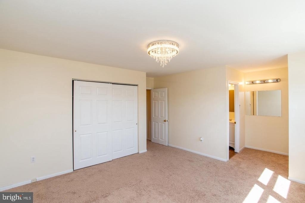 1437 Atterbury Way - Photo 9