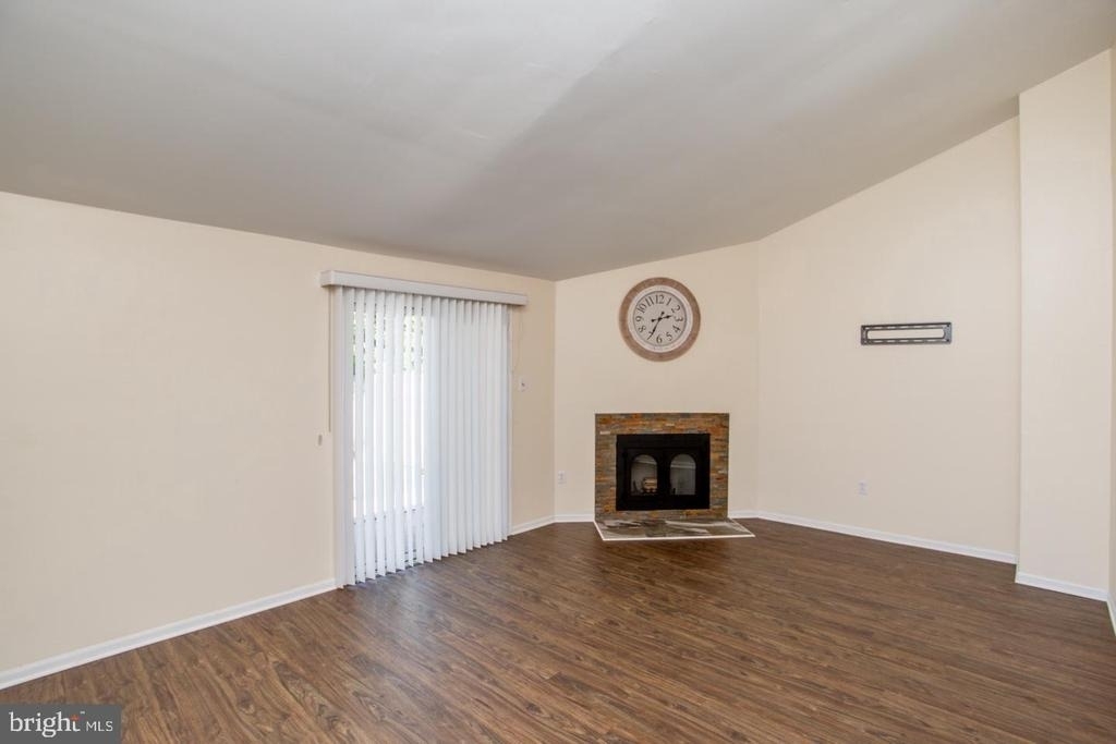 1437 Atterbury Way - Photo 6