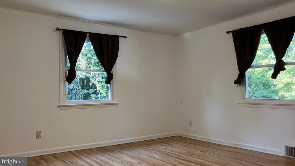 1056 River Road - Photo 17