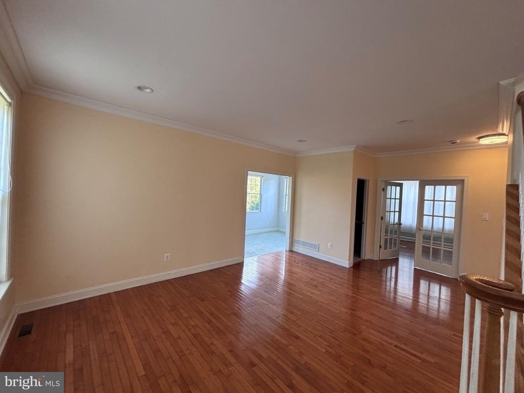 245 South Lane - Photo 13