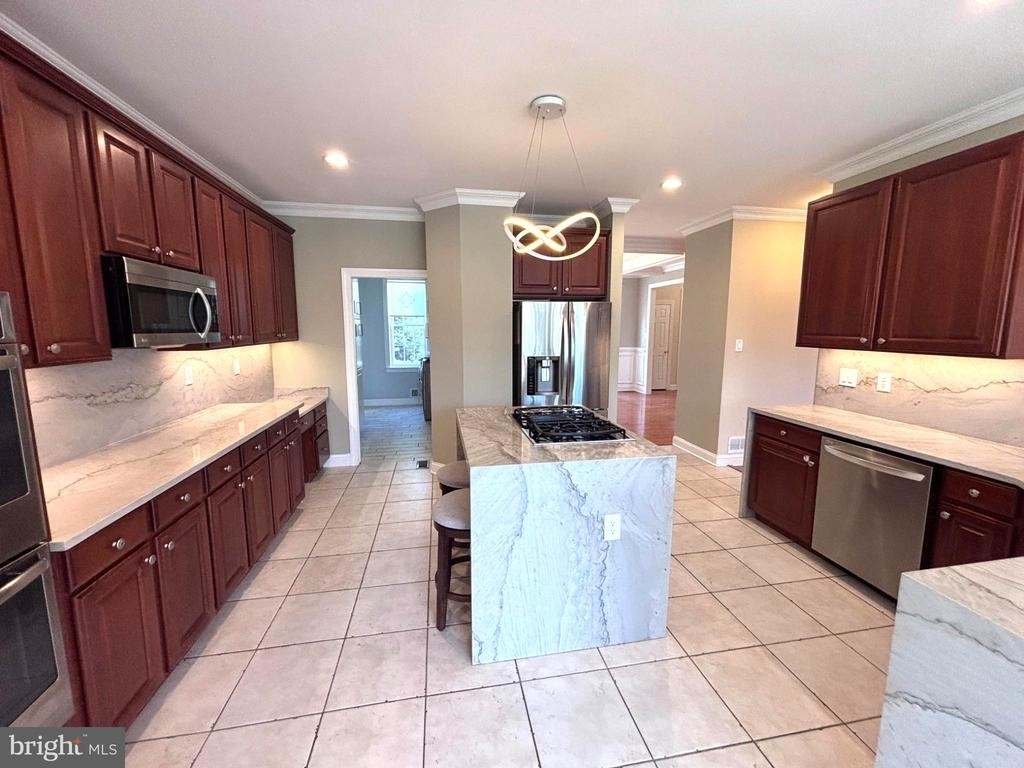 245 South Lane - Photo 7