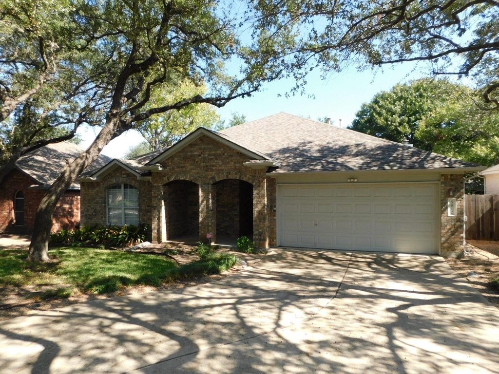 5812 Pecanwood Ln - Photo 1