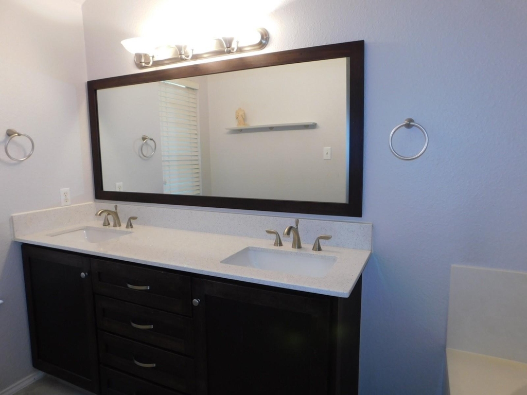 5812 Pecanwood Ln - Photo 9