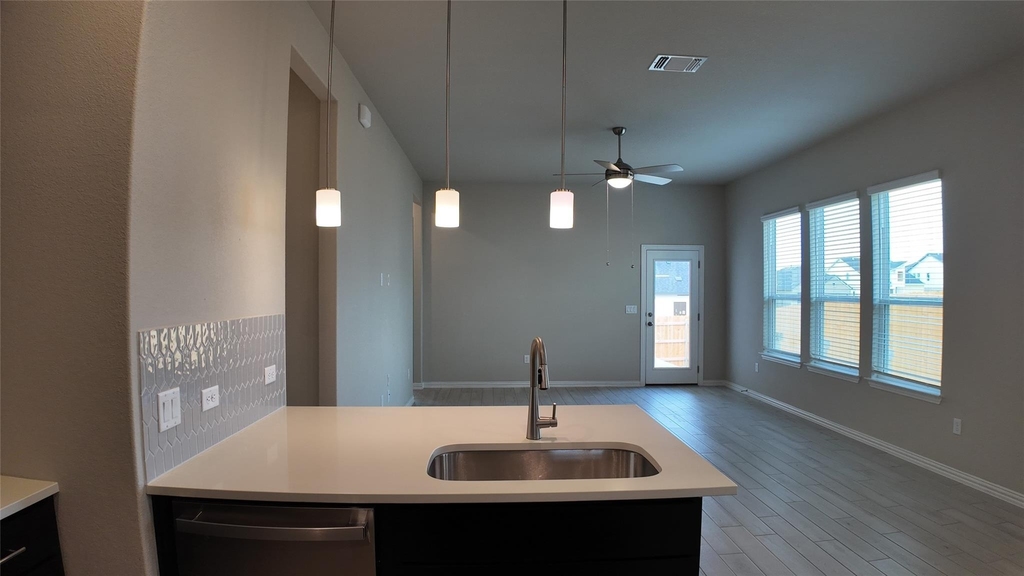 4806 Warm Wassail Dr - Photo 6