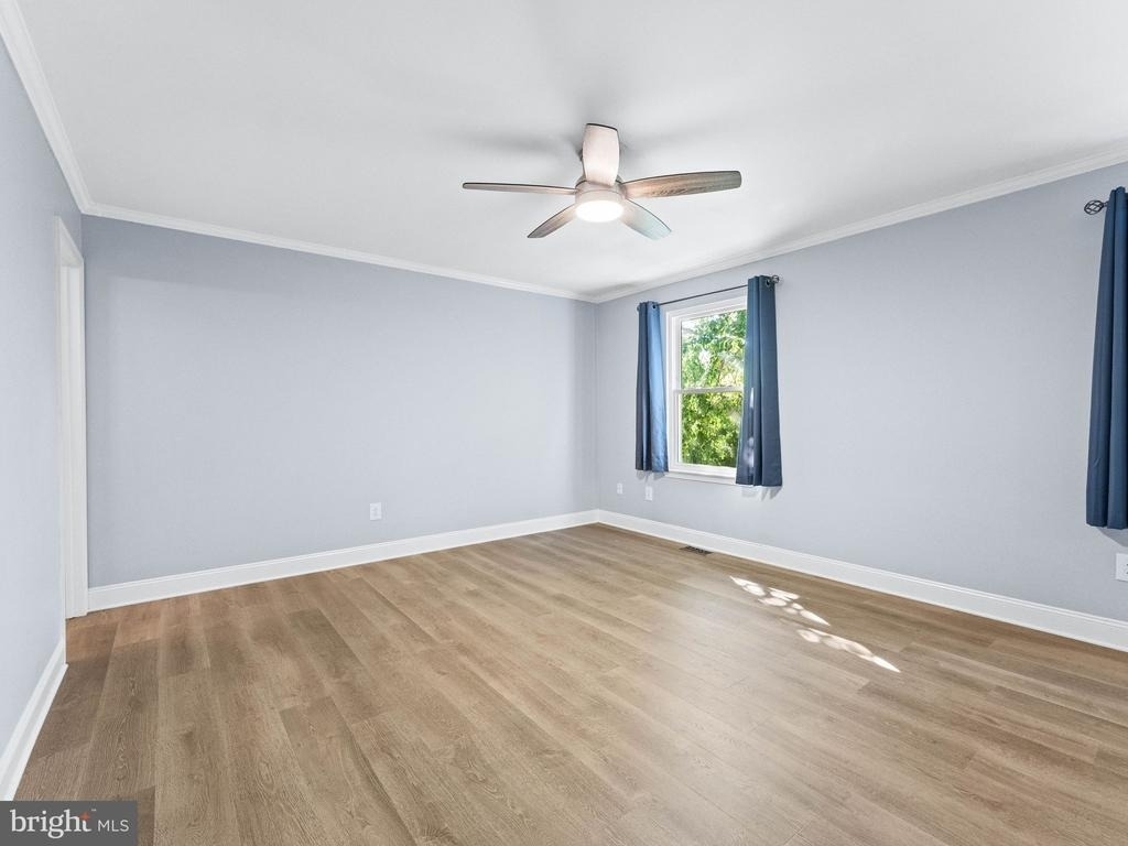 233 Lafayette Drive - Photo 17