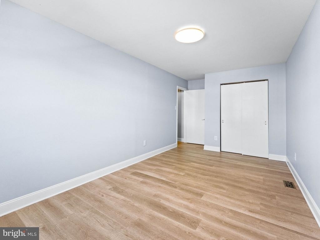 233 Lafayette Drive - Photo 20