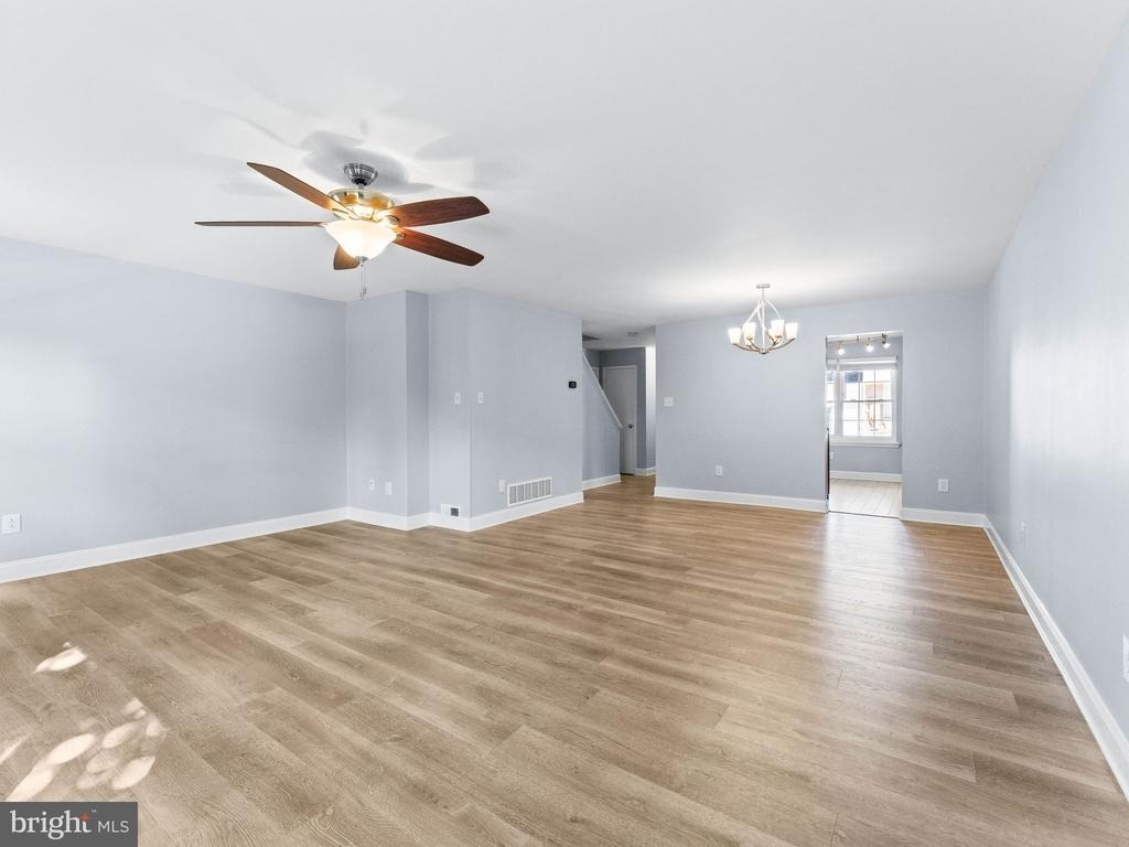 233 Lafayette Drive - Photo 5