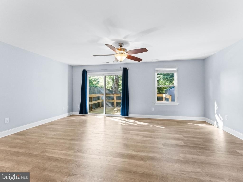 233 Lafayette Drive - Photo 8