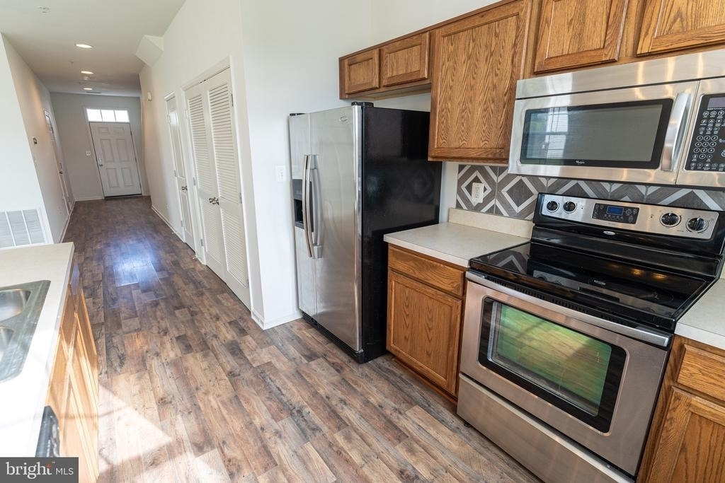 230 Garrison Way - Photo 25